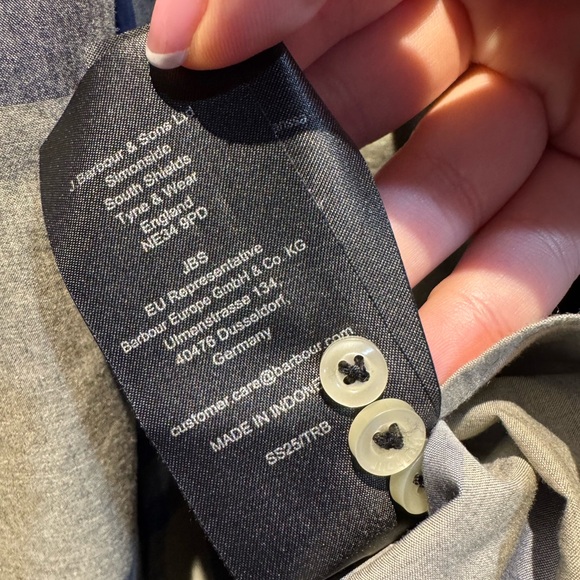 NWT Shirt men Barbour Size Large - Picture 8 of 9